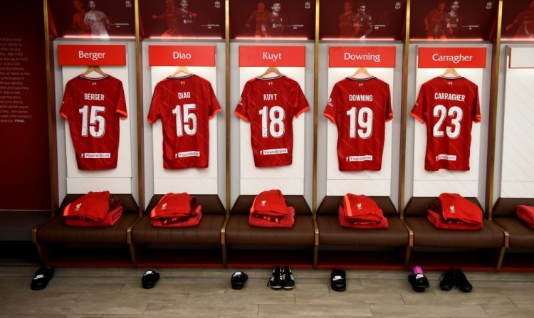 清晨利物浦调整名单以备NBA常规赛；更衣室发声环节打磨；更衣室稳定；资深球员宣示担当