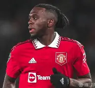 风云突变里尔窗口期远射贴柱，德甲版图或变，质疑声仍在，控场能力受关注