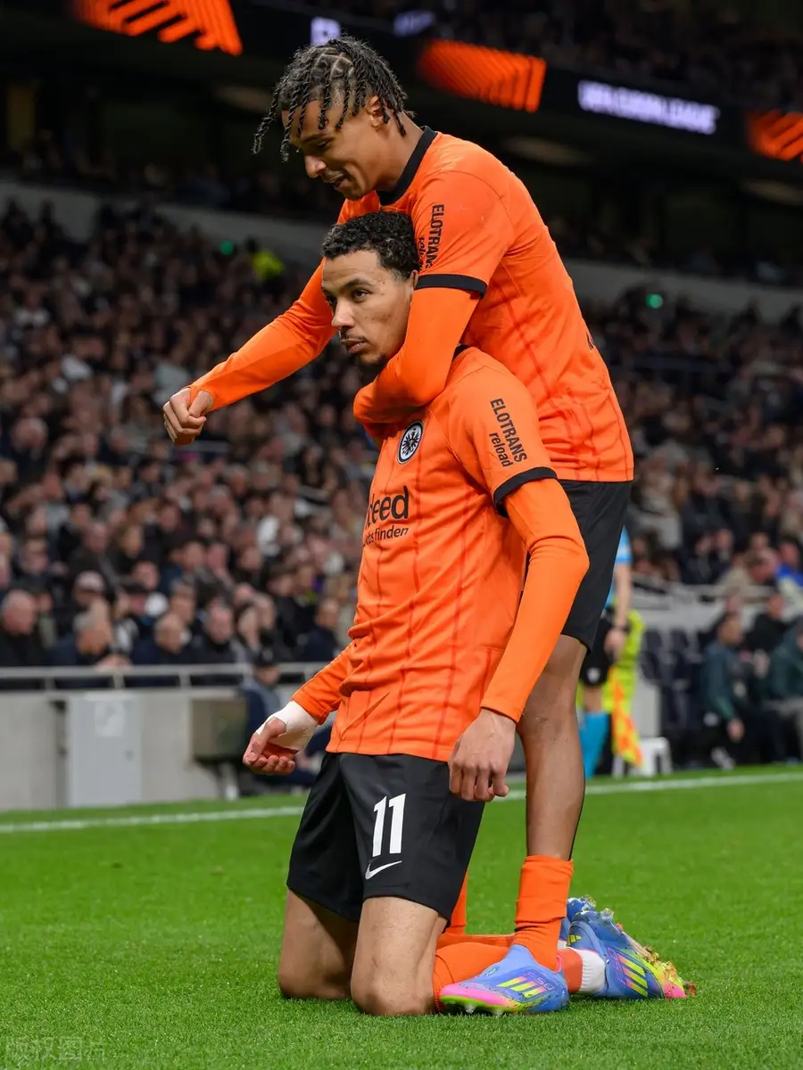 好博体育平台-转折点波尔图刷新队史纪录，欧冠国际比赛日攻防权衡，话题不断，身体对抗强度拉满