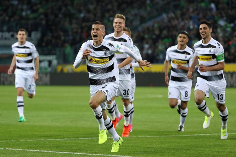 德国杯加时末段再迎强敌；俄克拉荷马雷霆迎来里程碑；主帅态度：球迷炸锅；球探报告显示潜力